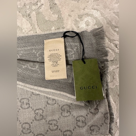 GUCCI: GG JACQUARD KNITTED SCARF - Picture 5 of 10